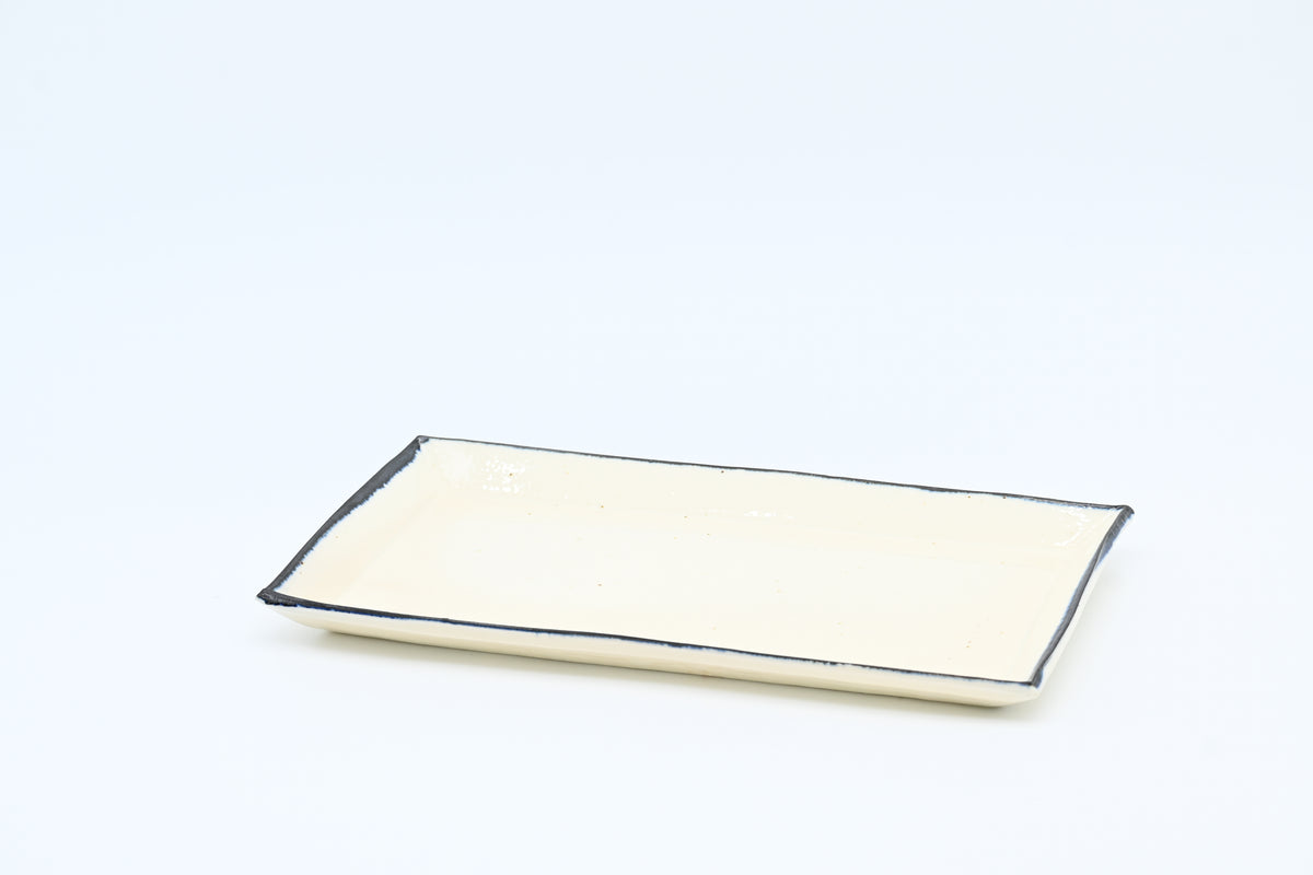 monohanako 陶器 長方板皿　M/ブルー皮鯨　/monohanako — Rectangular Plate (M) / Blue Kawakujira